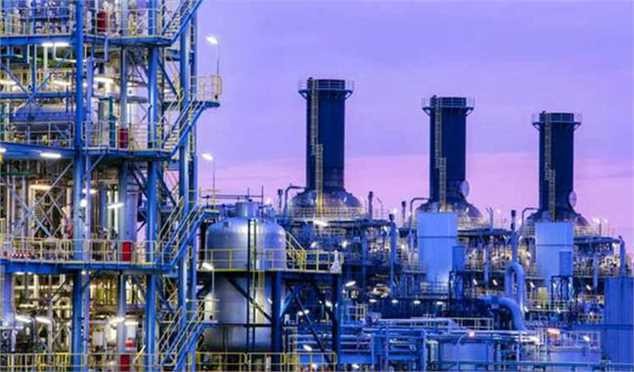 پتروشیمی‌ها پیشتاز در صادرات کشور/ توسعه دیپلماسی گمرکی در اولویت قرار دارد