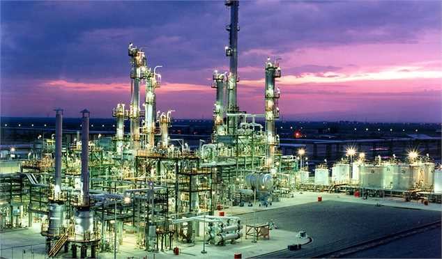 رقابت برای مواد اولیه صنایع پایین دستی پتروشیمی کاهش می‌یابد