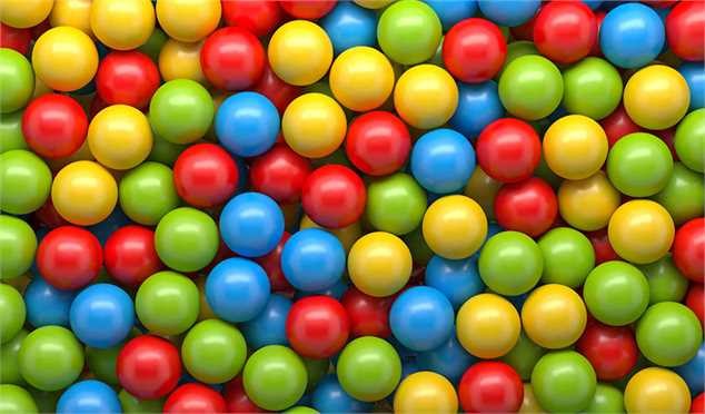 عرضه ۱۰۸ هزار تن مواد پلیمری و شیمیایی در بورس کالا