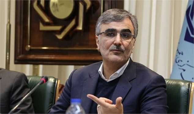 افزایش ۳۰ برابری اختیارات شعب بانکی استان‌ها/ تامین مالی انرژی خورشیدی در اولویت است