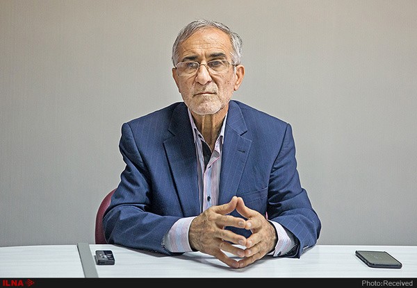 موسسات پولی و بانک‌ها اقتصاد را تخریب کردند/فقط مبارزه با فساد و رانت‌خواری و بازگشت به قانون، اعتماد مردم را بازمی‌گرداند