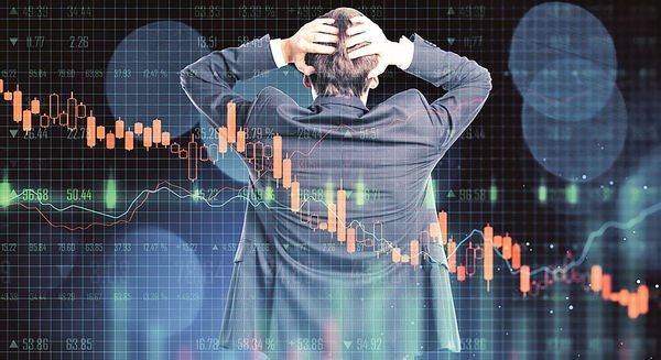 نوسان بهای اولیه، سیاست‌های درست اقتصادی و افزایش سرمایه اجتماعی سه ابزار اصلی رشد صنعت در شرایط فعلی است