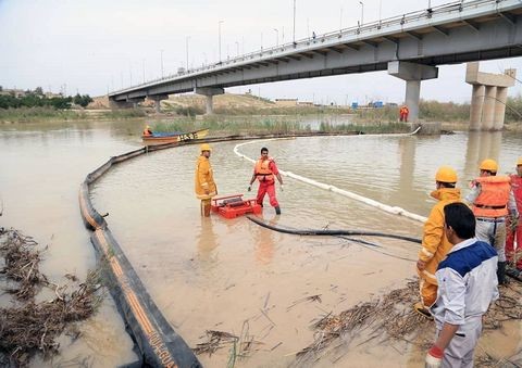 شرکت نفت و گاز مارون رزمایش مقابله با نشت خطوط لوله برگزار کرد