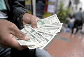 سهم بانک‌ها از دلالی ارز چیست؟/ بهره سفته‌بازان از عدم هماهنگی داخلی