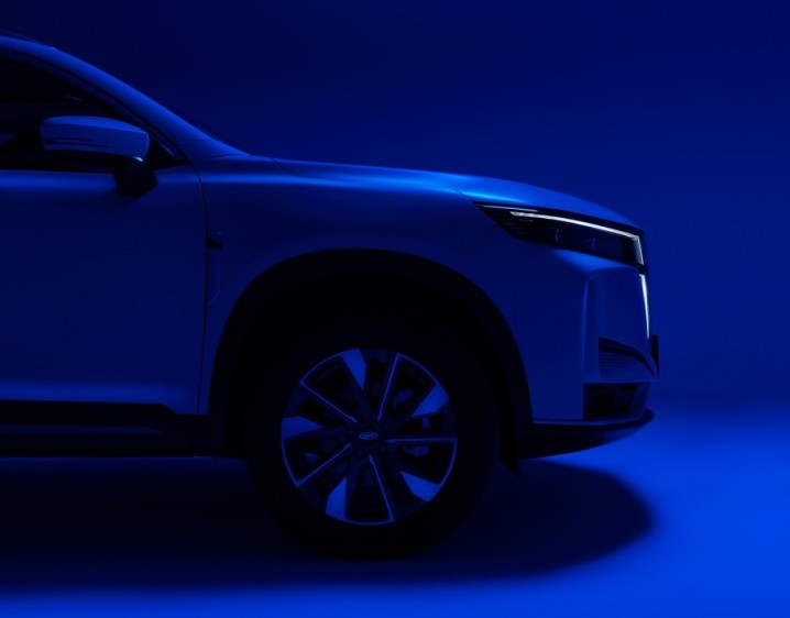 کراس اوور ایکس 77؛ محصول جدید MVM در نمایشگاه خودرو تهران 1403