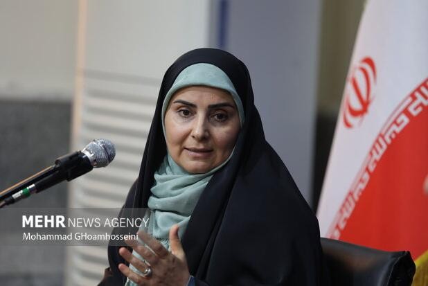 صادق: کریدورهای ترانزیتی محور تبدیل ایران به هاب لجستیک است