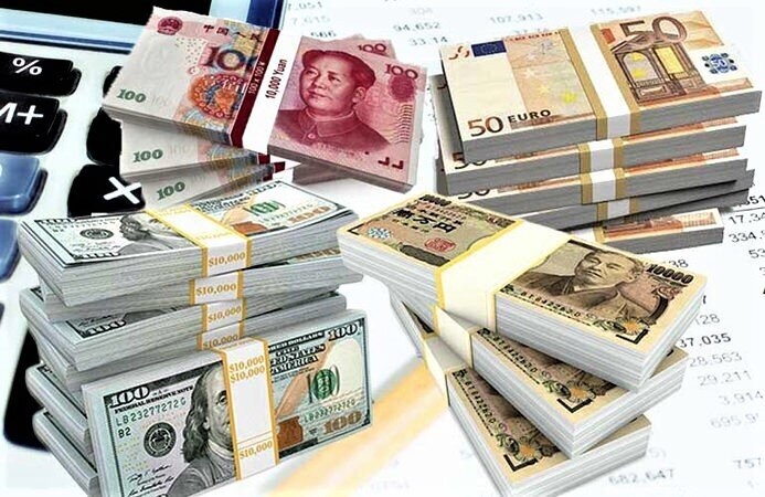 Iran’s foreign debt falls 4.3%: CBI