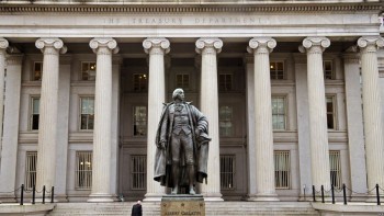 کدام شرکت‌های بورسی تحریم هستند؟