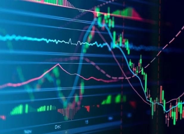 پالایشی‌ها ناجی بورس در هفته پرنوسان بودند