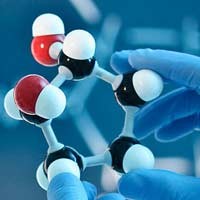 پلیمر چیست و چه ویژگی هایی دارد؟ 