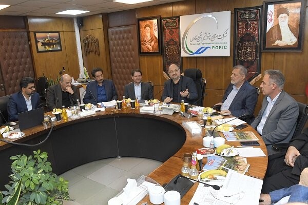 برگزاری شورای راهبردی پتروشیمی‌های منطقه ویژه اقتصادی پتروشیمی ماهشهر