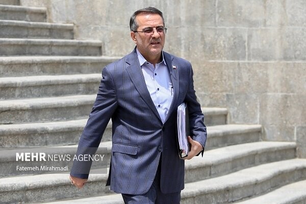 رفیع‌زاده: اضافه‌کار به کسورات بازنشستگی اضافه می‌شود