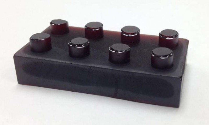 Colour-change polymer offers sustainable solution to mercury contamination