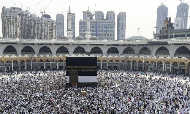 حجاج از به همراه آوردن لپ‌ تاپ نیز خودداری کنند