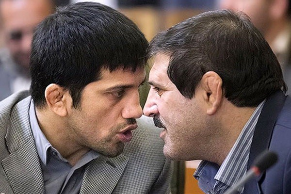 پشت‌پرده درگیری فیزیکی جدیدی و دبیر در شورا