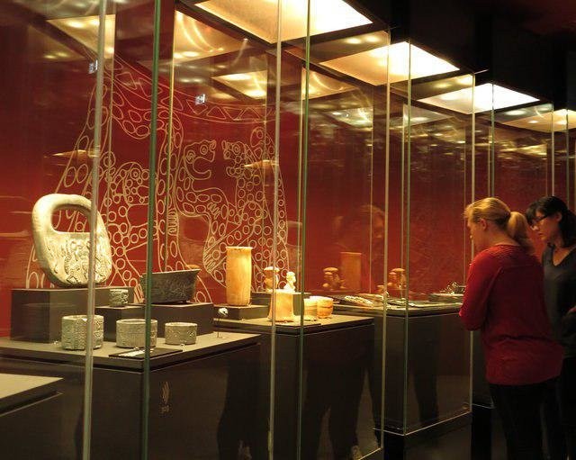 موزه ملی به عهد خود وفا کرد/ ۴۴۶ شی تاریخی به ایران بازگشتند