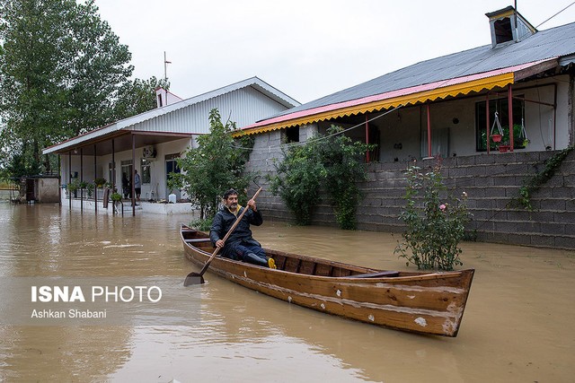 سیل‌زده‌هایی که هنوز خون دل می‌خورند+ تصاویر