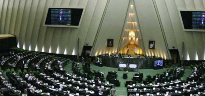 آمادگی مجلس برای توسعه صنایع پایین دستی پتروشیمی