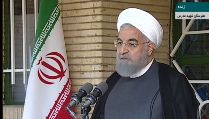 سال تحصیلی ۹۷_۹۶ باحضور رئیس جمهور در یکی از هنرستان های دخترانه غرب تهران آغاز شد