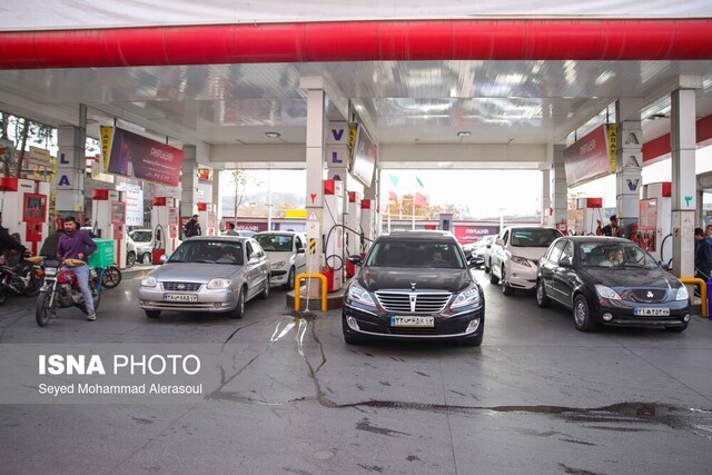 هیچ‌گونه اختلالی در تأمین سوخت نداشتیم/ تلاش می‌کنیم مردم در ایام عید با مشکل مواجه نشوند