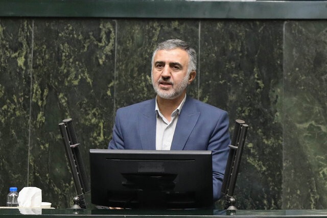 نماینده تهران در مجلس: افزایش حقوق‌ها در 1405 باید متناسب با نرخ تورم باشد