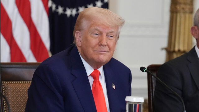 توقف اعمال تعرفه ۵۰ درصدی ترامپ بر اتحادیه اروپا