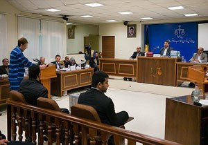 دادگاه رسیدگی به اتهامات دو متهم پرونده نفتی آغاز شد