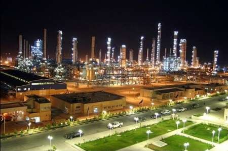 بزرگان صنعت پتروشیمی جهان در راه تهران/همایش بین المللی پتروشیمی باحضور 137کارشناس خارجی