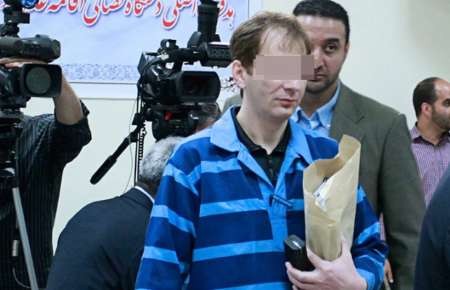 وکیل متهم نفتی: اموال موکلم به نفت داده شد/ساعت و ماشین بابک مال خودش