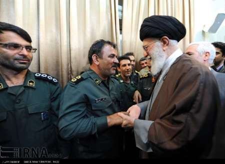 رهبر معظم انقلاب:اقدام شما شجاعانه، بهنگام و همراه با ایمان بود/ این حادثه را باید کار خدا دانست