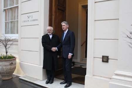 وزیر خارجه انگلیس: سفر ظریف به لندن نشانه گرم شدن روابط است