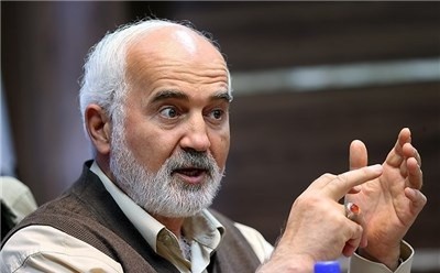 توكلی: دولت قبل 637 میلیارد دلار از درآمد نفتی خرج كرده است