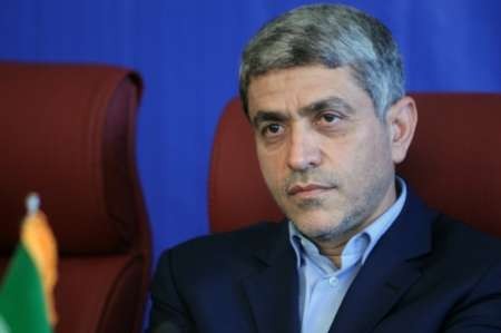 طیب نیا با استعفای رئیس کل بیمه مرکزی موافقت کرد