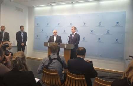 ظریف:در حوزه همکاری های منطقه ای می توانیم با نروژ تعامل داشته باشیم