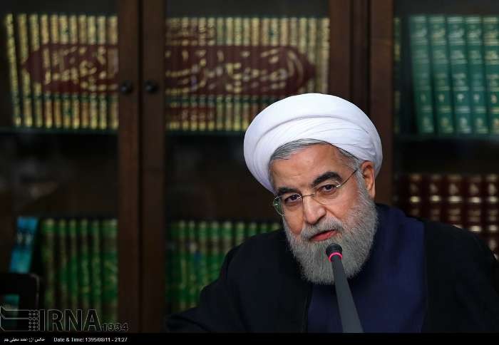 ‏13 آبان نماد مبارزه با استعمار خارجی در کنار مبارزه با استبداد داخلی است