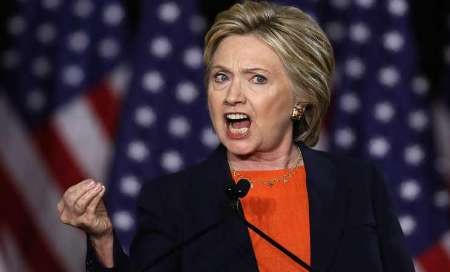 کلینتون، ترامپ را قلدر و متجاوز به زنان خواند