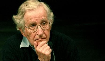 نوام چامسکی:قابل پیش بینی ترین ویژگی ترامپ غیرقابل پیش بینی بودن است