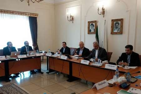 نشست \'ایران و ترکیه در یک قایق\' برگزار شد