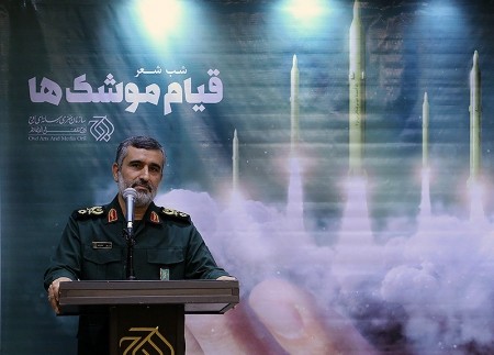 اصابت یکی از موشکهای سپاه به پمپ بنزین سیار داعش و آتش سوزی مهیب