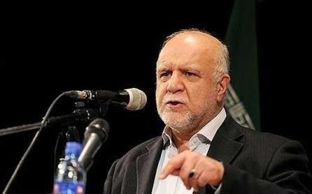 زنگنه: ما امروز به خاطر اقتصاد سیاسی کتک می خوریم