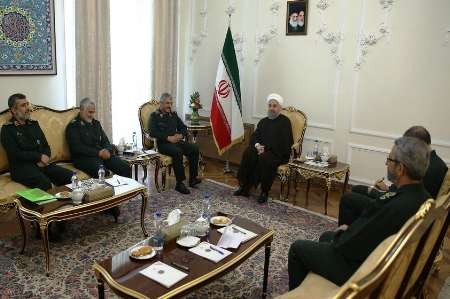 روحانی در دیدار فرماندهان سپاه: وحدت همه نیروها برای تحقق رهنمودهای رهبری و خدمت به مردم ضروری است