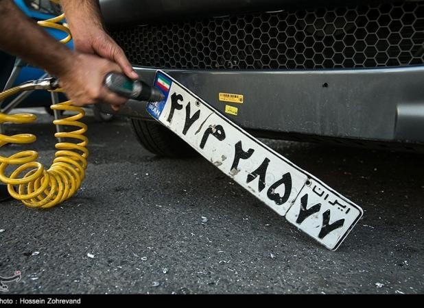 تداوم بحران شماره‌گذاری خودروها و سردرگمی مردم