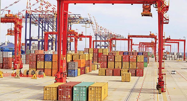 صادرکنندگان رتبه‌بندی می شوند/ اعتبار سنجی واردکنندگان برای تخصیص ارز 