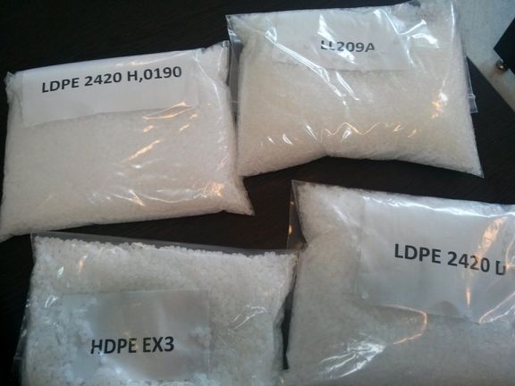 جولان قاچاقچیان پلیمر در سکوت متولیان و مسئولین؛ دست چه کسانی در کار است؟!