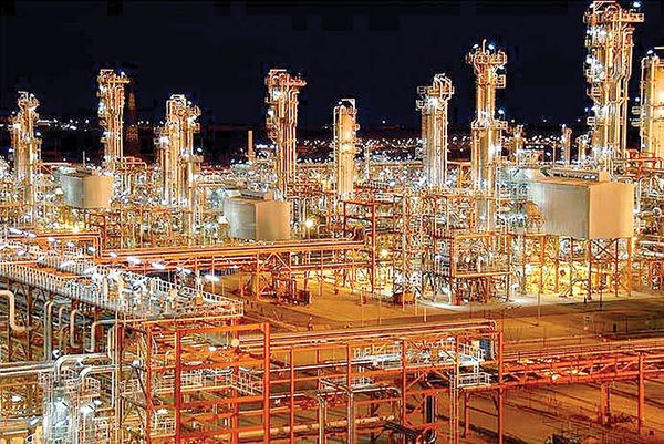 چتر چین روی بازار پتروشیمی جهان