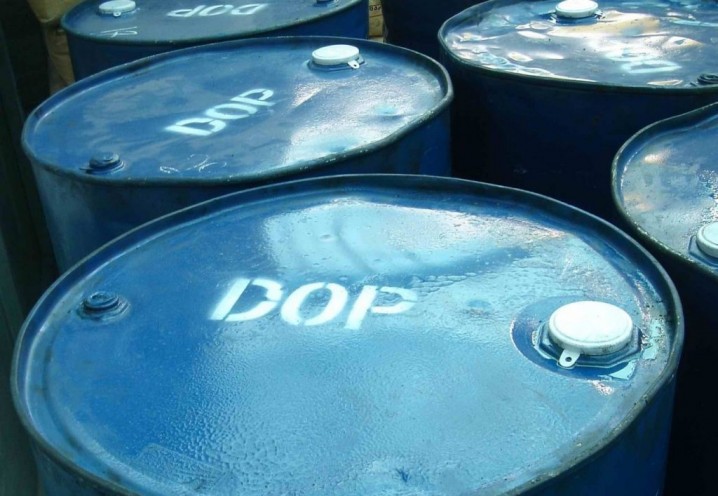 خریداران دی اتیل هگزانول ملزم به عرضه DOP تولیدی خود در بورس می‌شوند