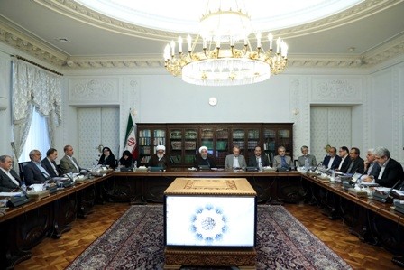 روحانی:عید غدیر مقوّم وحدت دنیای اسلام و افتخار مذهب شیعه است/ پیروزی‌های اخیر نویدبخش ریشه کن شدن تروریسم و توسعه منطقه است