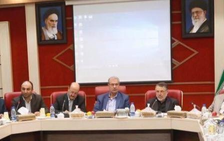 ربیعی: دولت مقابله با فقر شدید را هدف قرار داده است