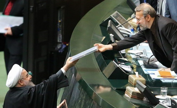 رییس جمهوری فردا لایحه بودجه سال 97 کل کشور را تقدیم مجلس می کند/ نحوه رسیدگی بودجه در مجلس