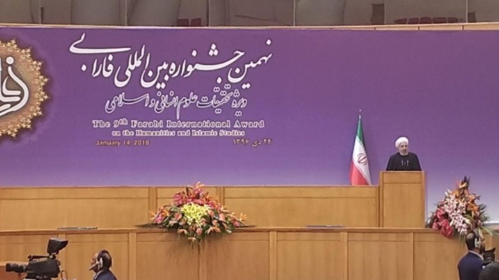 ثابت کردیم که پای میز مذاکره گره کور بین المللی قابل بازشدن است/به تنوع و اختلاف نظر احترام بگذاریم